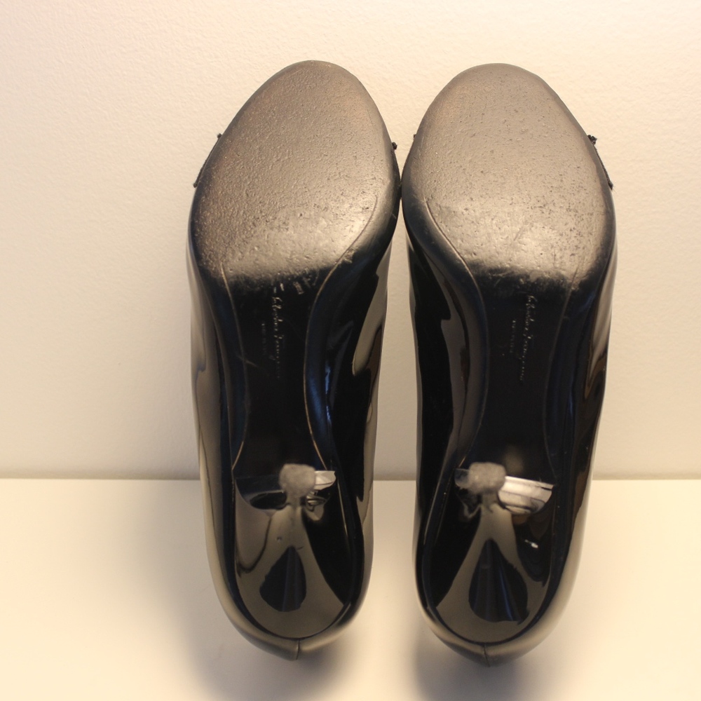 SOLD📍Classically beautiful Ferragamo shoes. - Picture 4 of 9